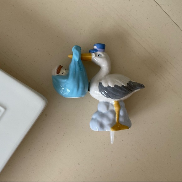 FABULOUS Stork Delivering Baby Platter Decoration - Picture 6 of 6